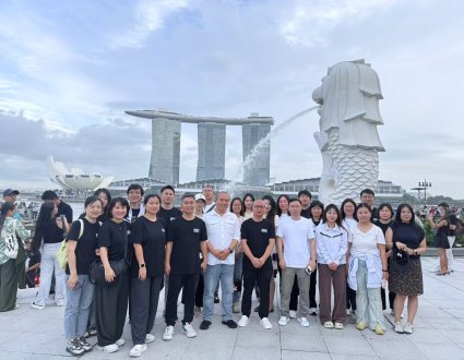 Qingdao Sinoland Team-Building Journey in Singapore and Malaysia: Seeing Each Other, Seeing Beyond.